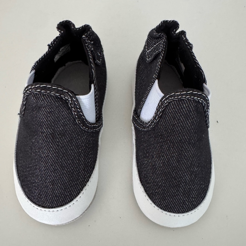 Robeez denim and White Baby Slip-On Shoes